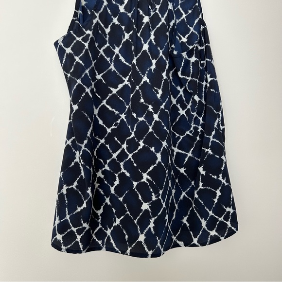 Forever 21 Windowpane Sleeveless Blouse - Picture 9 of 11
